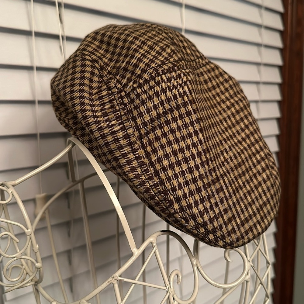 American Rag hat. - Picture 1 of 11